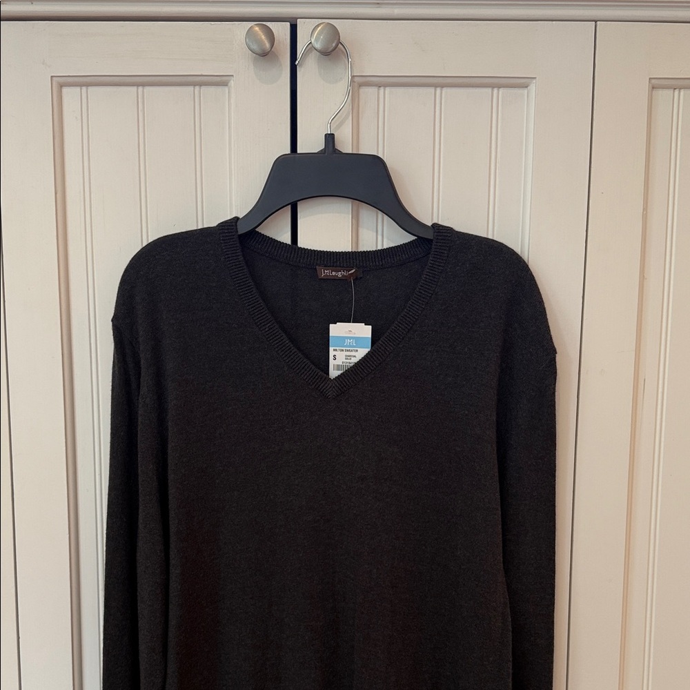 J. McLaughlin Charcoal Gray Men’s Milton V-Neck Sweater